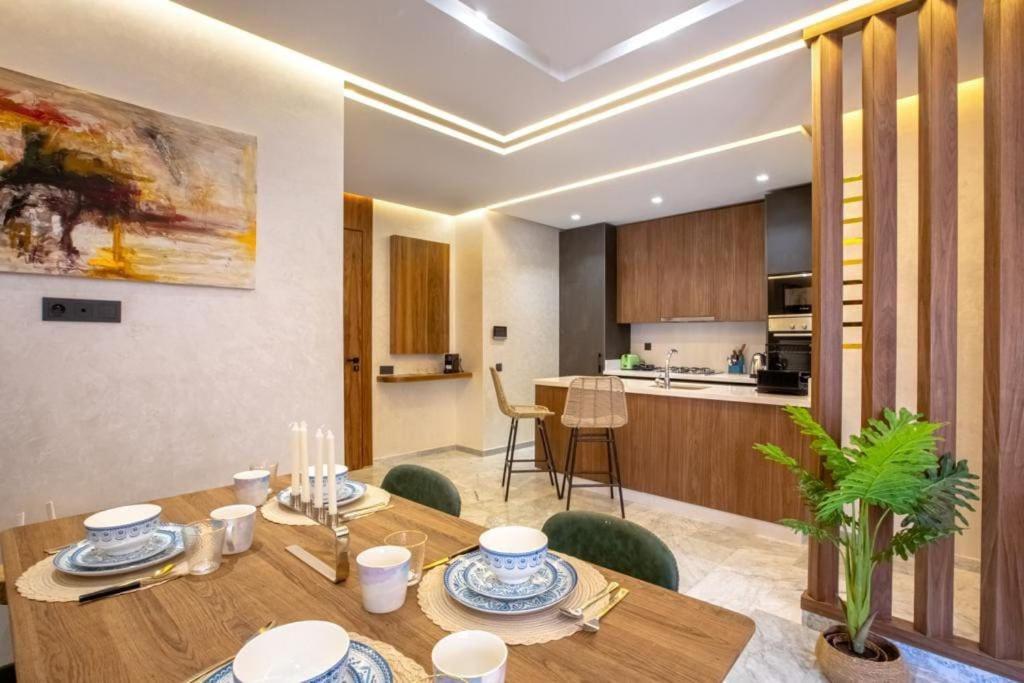 Luxury Apartment In Center Of Marrakech City مراكش المظهر الخارجي الصورة